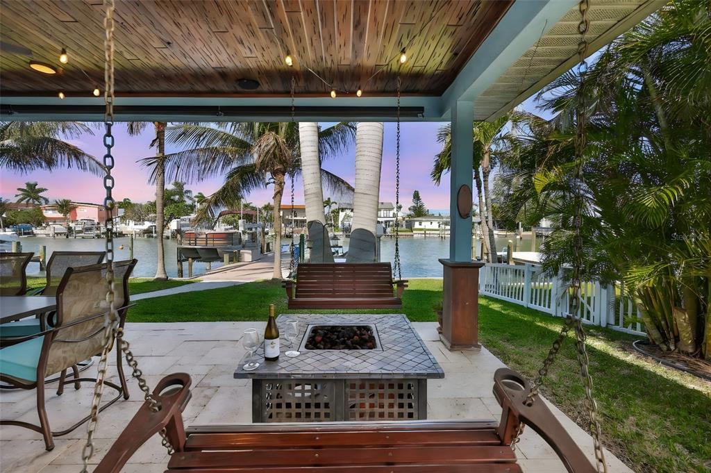 538 Lillian Drive Madeira Beach, FL 33708 - Photo 7 of 51