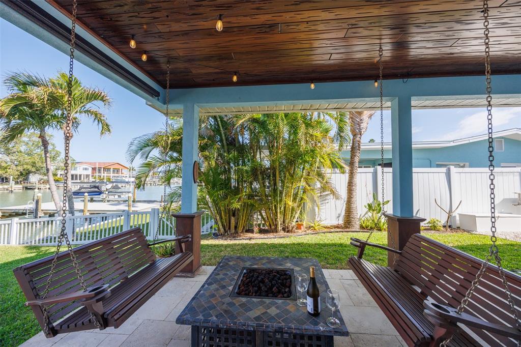 538 Lillian Drive Madeira Beach, FL 33708 - Photo 8 of 51