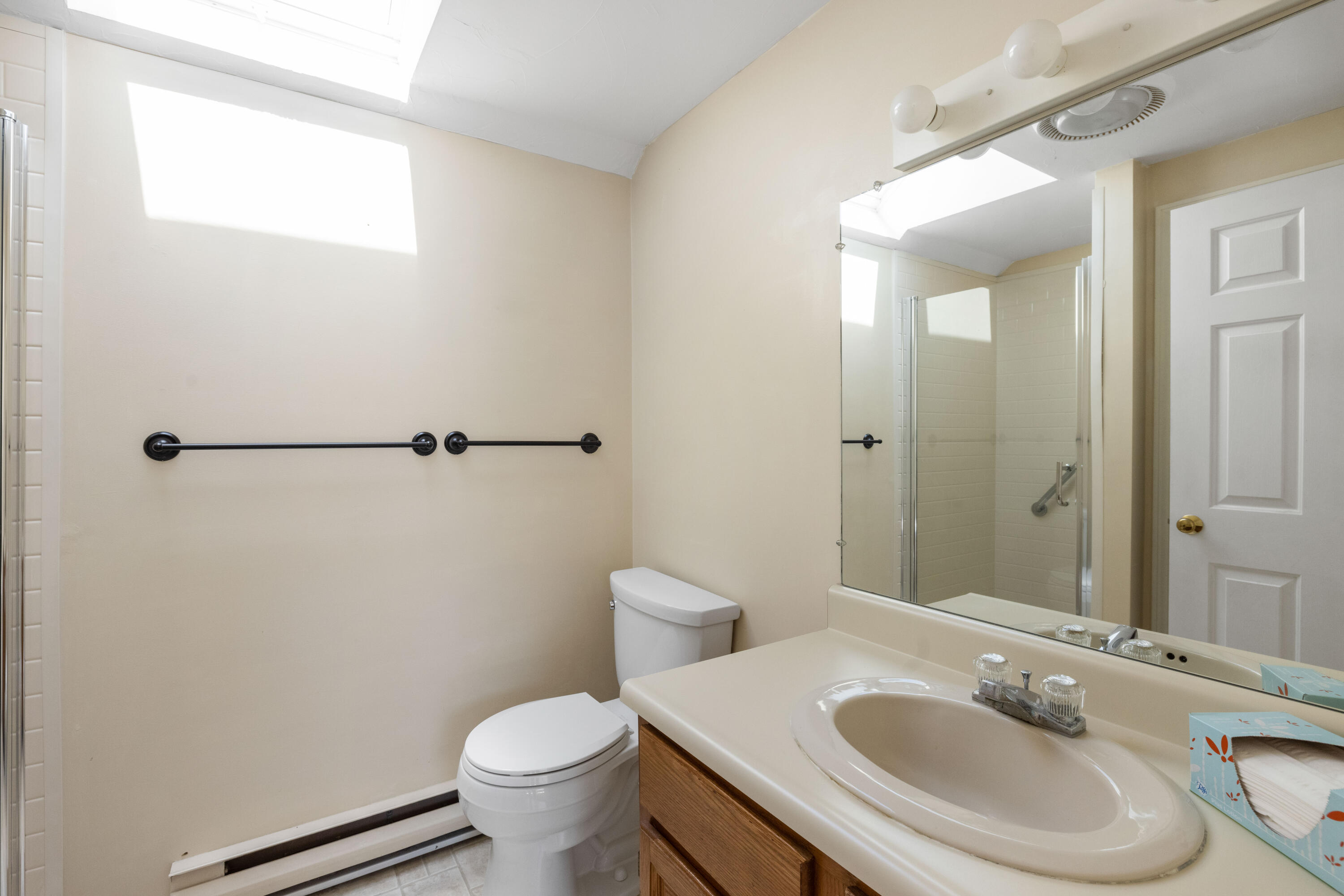2 Wonderbrook Drive, Unit 2 Kennebunk, ME 04043 - Photo 25 of 33 Upstairs Primary Bathroom