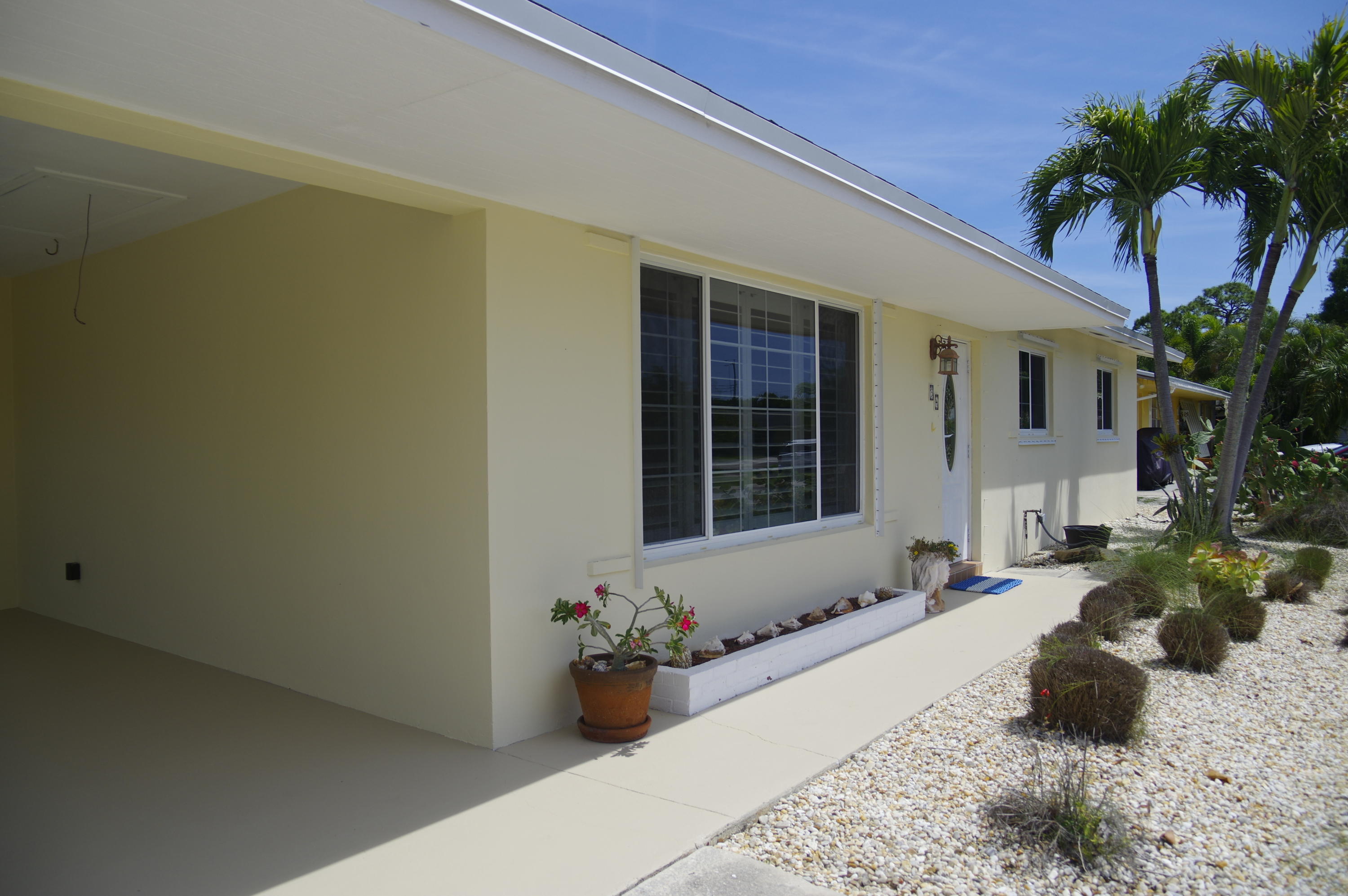34 Ridgewood Circle Tequesta, FL 33469 - Photo 2 of 26 _IMG1659