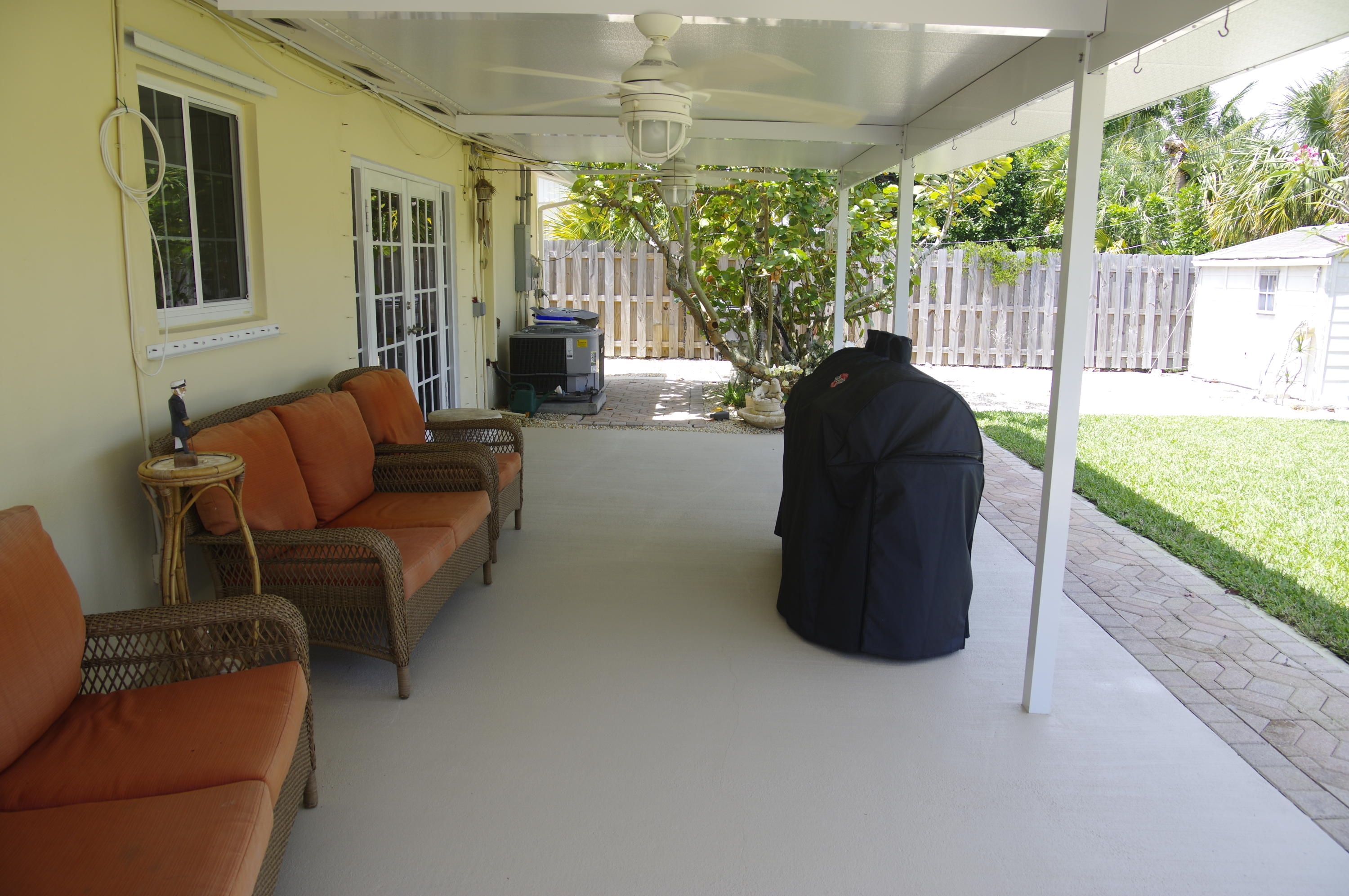 34 Ridgewood Circle Tequesta, FL 33469 - Photo 5 of 26 _IMG1674