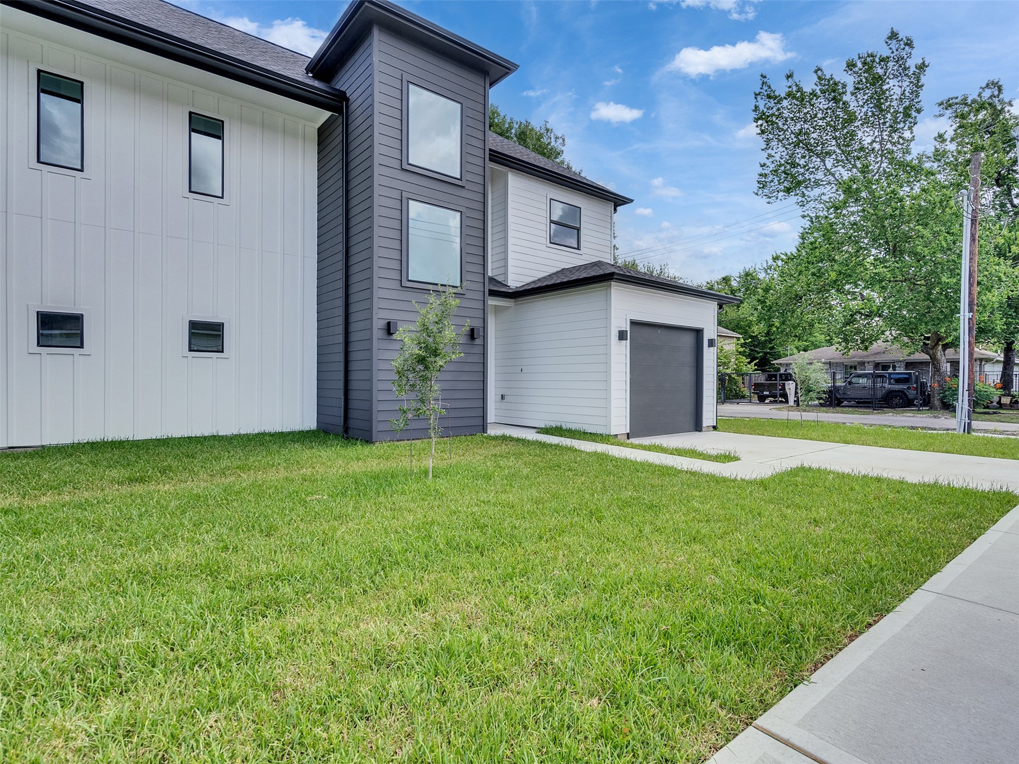 6801 Apollo Street, Unit A/B Houston, TX 77091 - Photo 30 of 37 Gallery Image 30