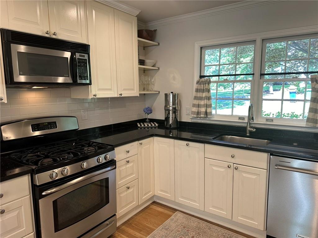 2497 Thompson Road Northeast Atlanta, GA 30319 - Photo 12 of 44