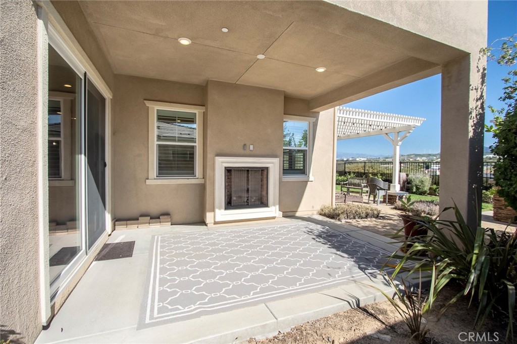 26424 Township Street Saugus, CA 91350 - Photo 23 of 72