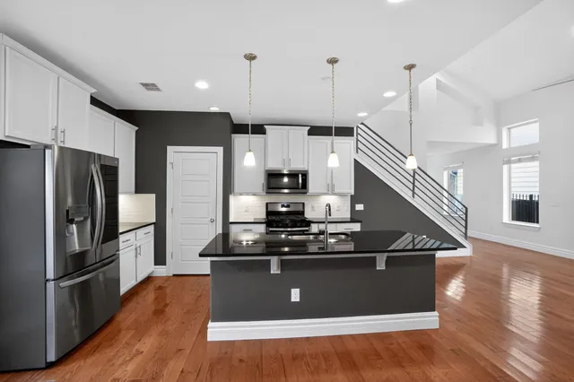 $2,295 | 9717 Briny Shell Way, Austin, TX 78748