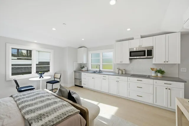 $6,895,000 | 909 Waverley Street, Palo Alto, CA 94301