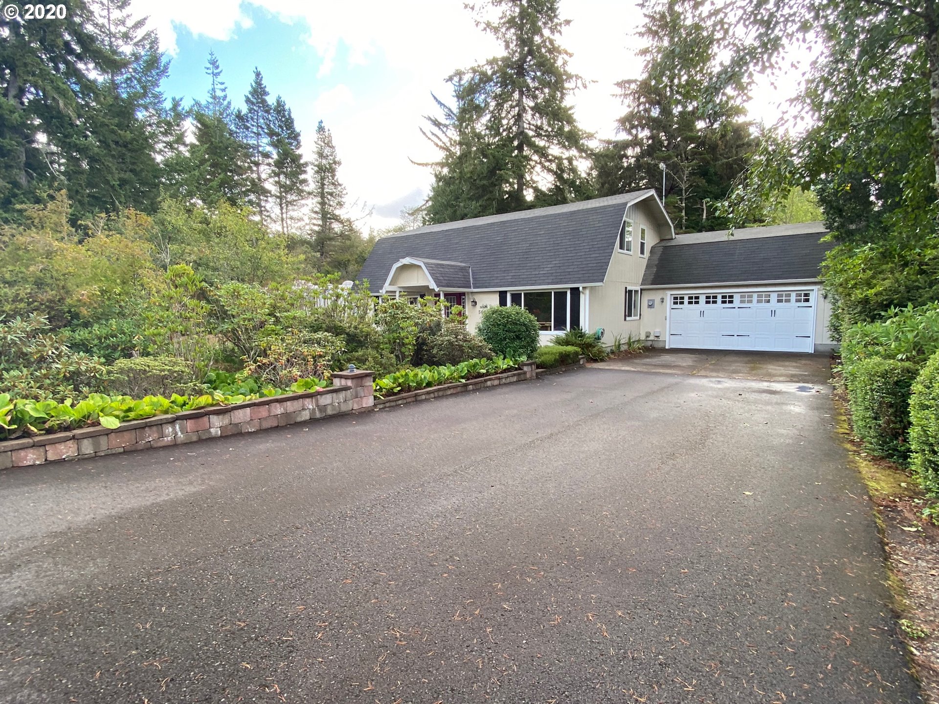 5656 Otter Way Florence, OR 97439 - Photo 3 of 28 Gallery Image 3