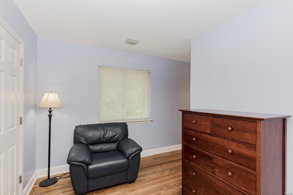 353 Ridgemeadow Drive Chesterfield, MO 63017 - Photo 14 of 29 Gallery Image 14