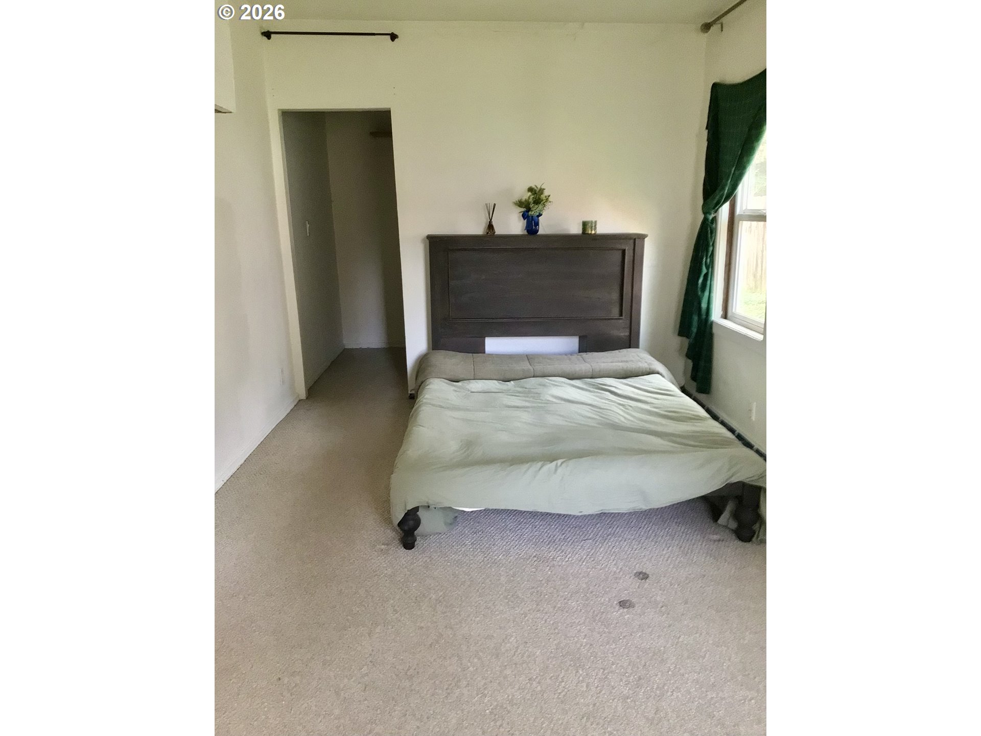 3955 East 17th Avenue Eugene, OR 97403 - Photo 4 of 9