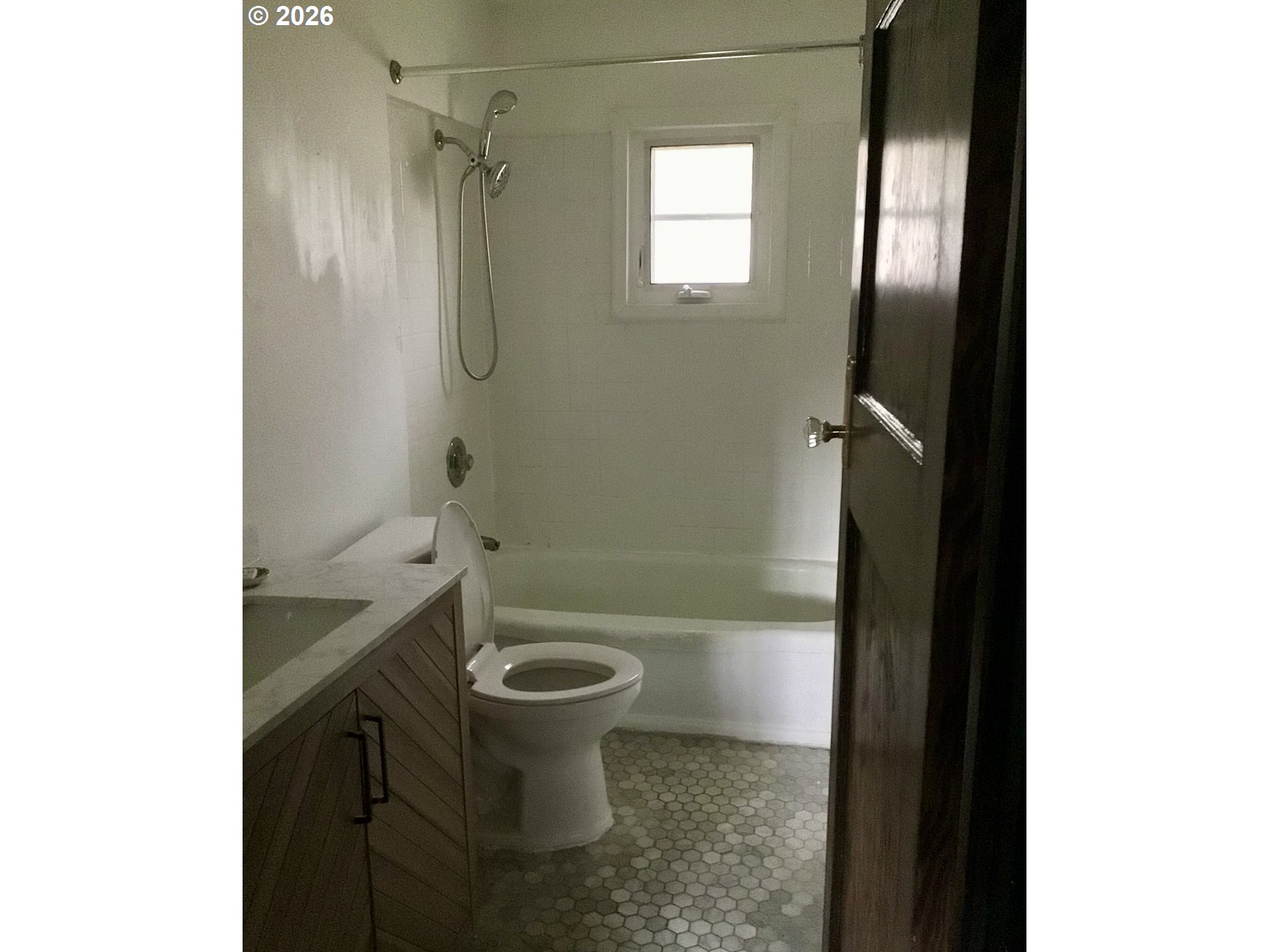 3955 East 17th Avenue Eugene, OR 97403 - Photo 5 of 9