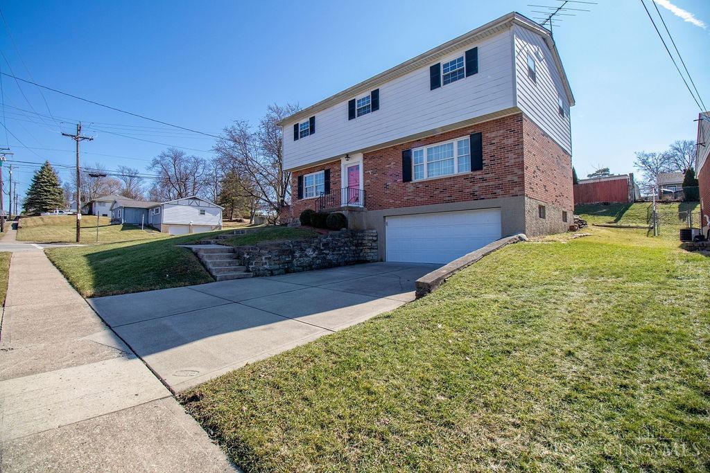 5721 Lawrence Road Cincinnati, OH 45248 - Photo 46 of 51