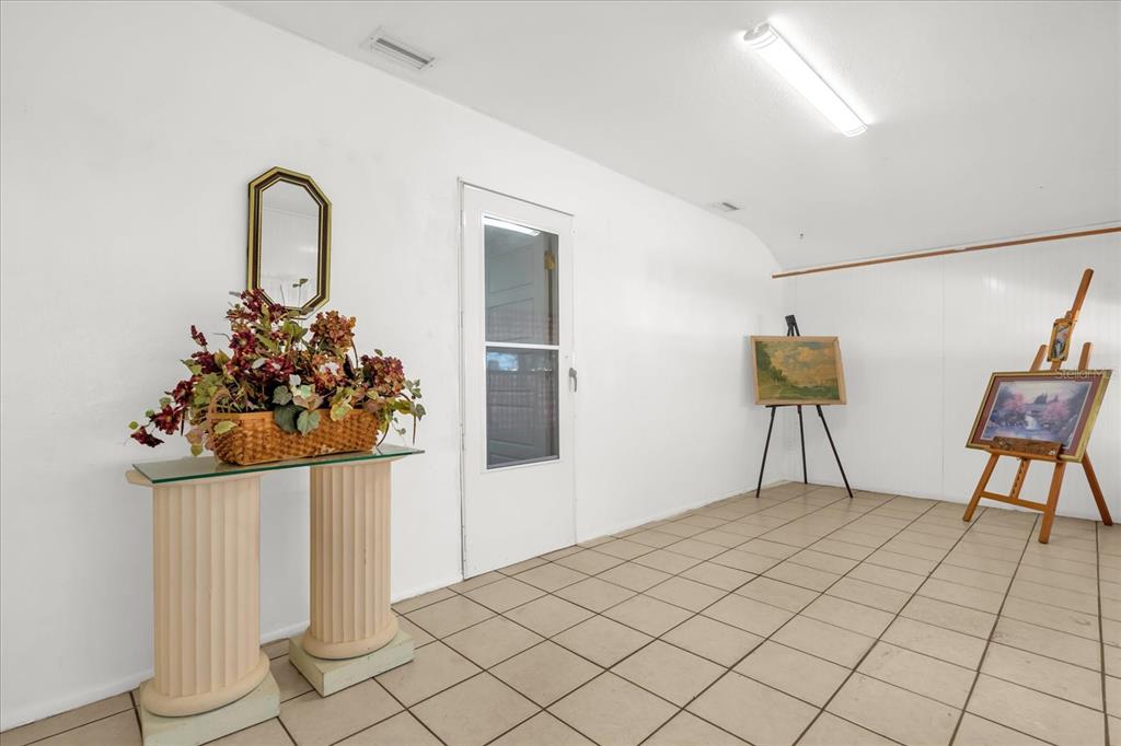 312 East Main Street Dundee, FL 33838 - Photo 17 of 27 a view of a interior of the house