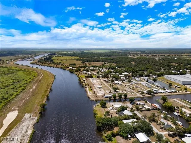 $1,400 | 1038 Canopy Lane Southwest, Moore Haven, FL 33471