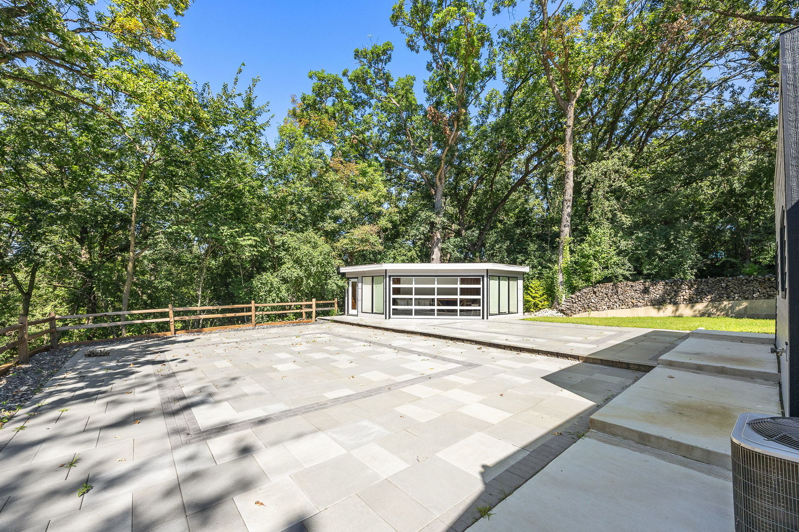 12604 South Pawnee Road Palos Park, IL 60464 - Photo 19 of 52 Gallery Image 19