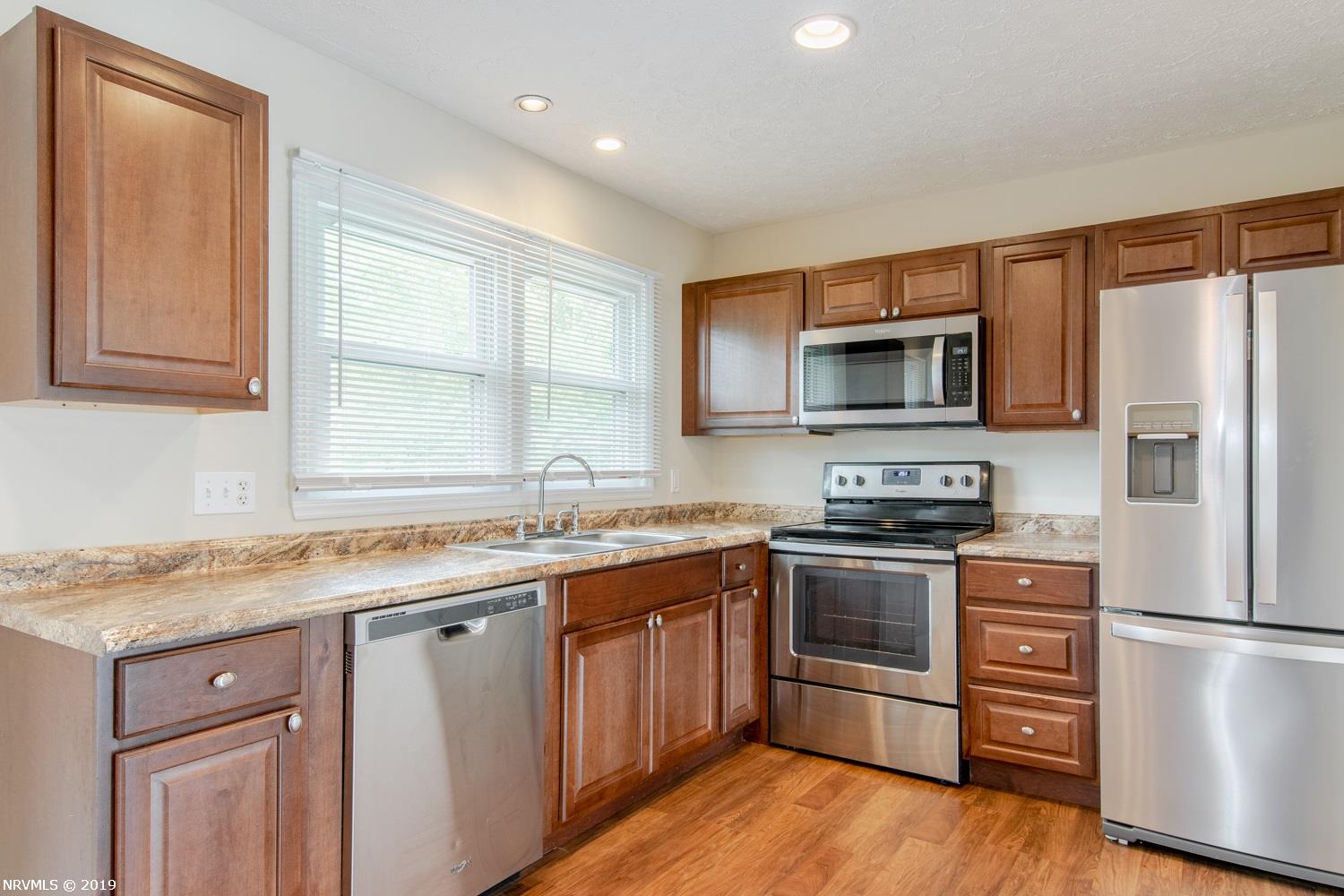 1010 Reading Road Christiansburg, VA 24073 - Photo 12 of 30 Gallery Image 12