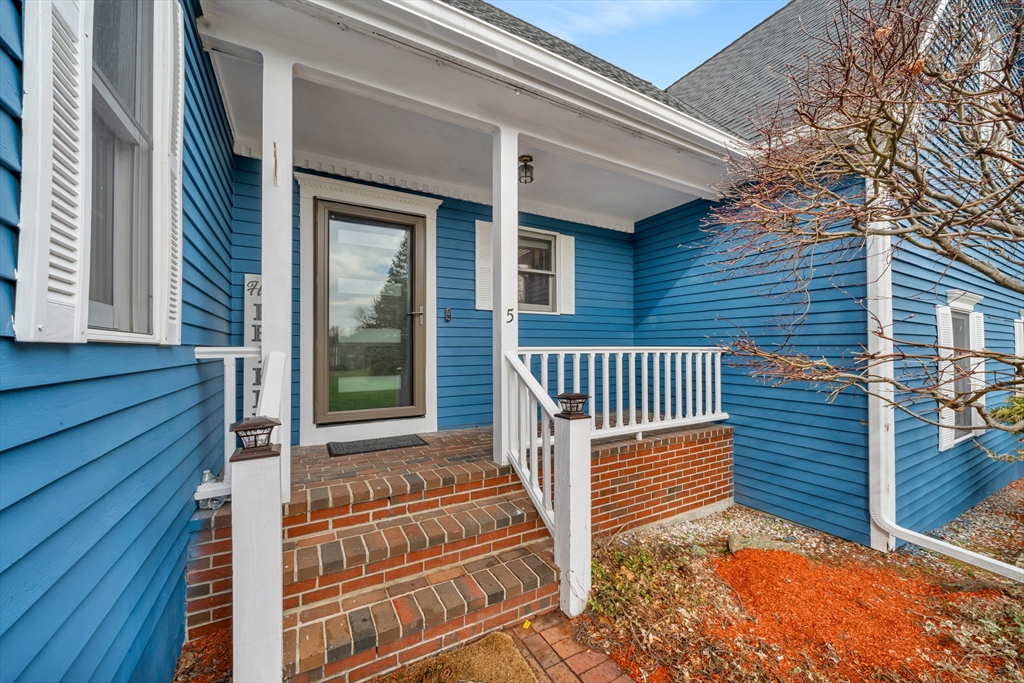 5 Bedros Street Windham, NH 03087 - Photo 28 of 31