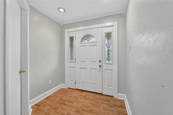 $295,000 | 910 Kerry Street, Benbrook, TX 76126