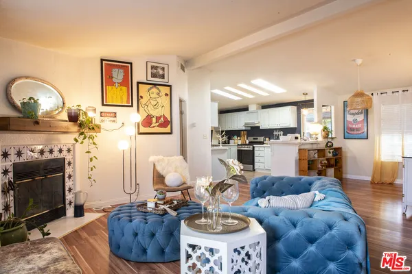 $4,500 | 196 Cherokee, Topanga, CA 90290