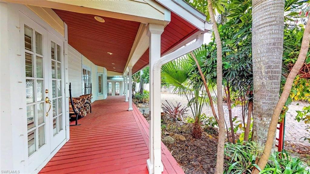 14524 Riverside Drive Fort Myers, FL 33905 - Photo 11 of 23 a view of a backyard