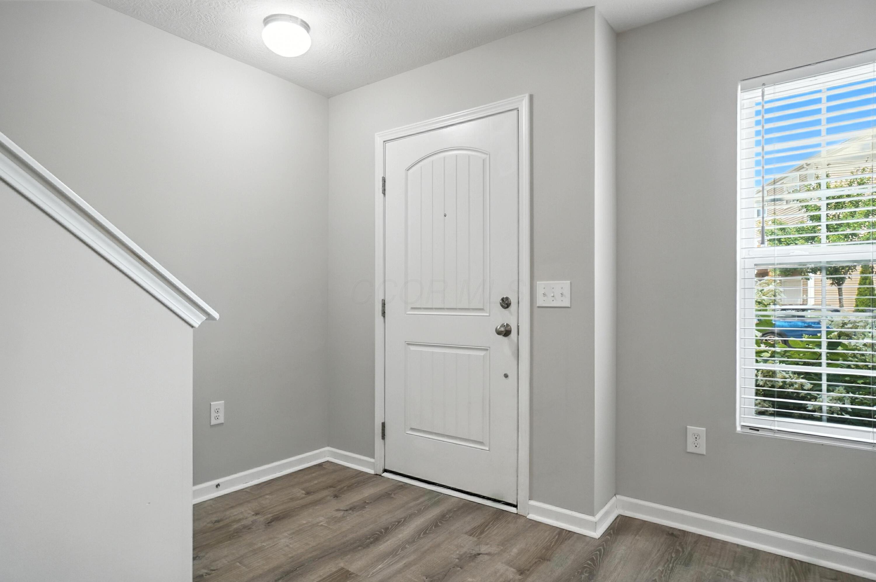 456 Autumn Ridge Circle Pickerington, OH 43147 - Photo 5 of 37 054