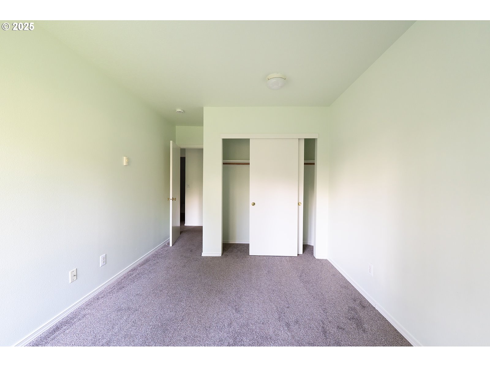 8720 Southwest Tualatin Road, Unit 206 Tualatin, OR 97062 - Photo 39 of 48