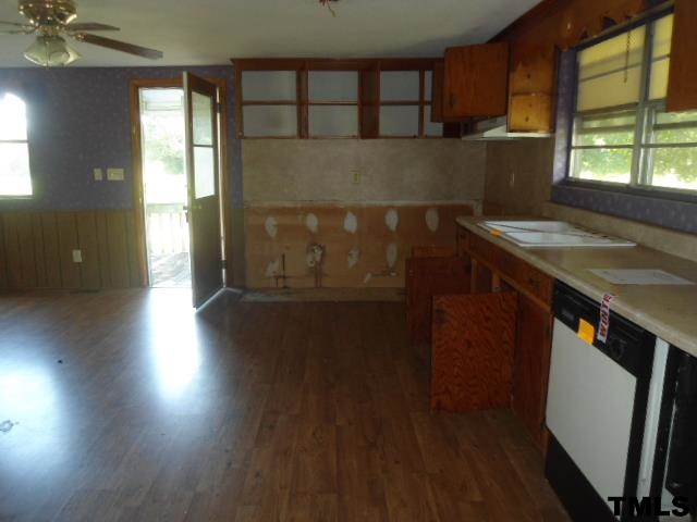 364 Golda Road Benson, NC 27504 - Photo 5 of 14 Gallery Image 5