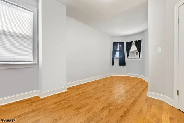 $1,800 | 76 Lafayette Avenue, Unit 3, Passaic, NJ 07055