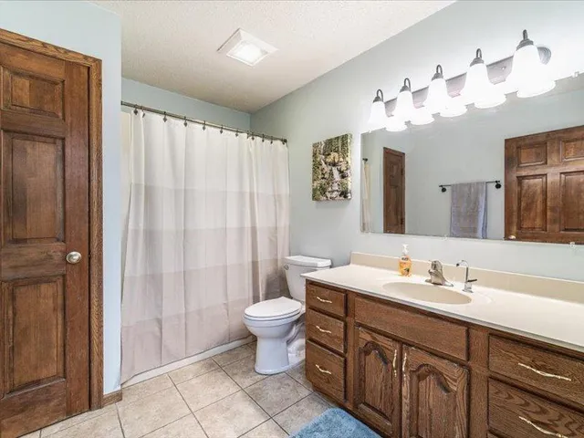 $769,000 | 55 County Rd Jj, River Falls, WI 54022