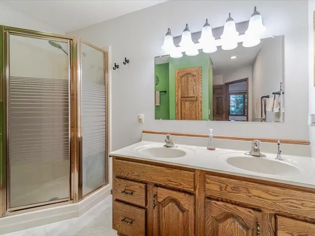 $769,000 | 55 County Rd Jj, River Falls, WI 54022