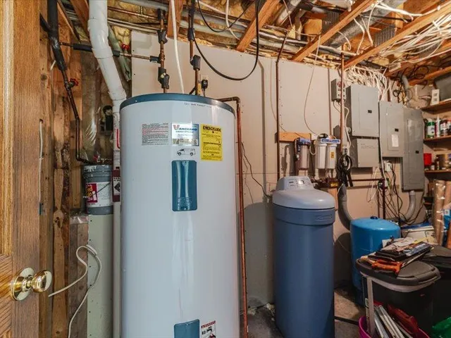 $769,000 | 55 County Rd Jj, River Falls, WI 54022