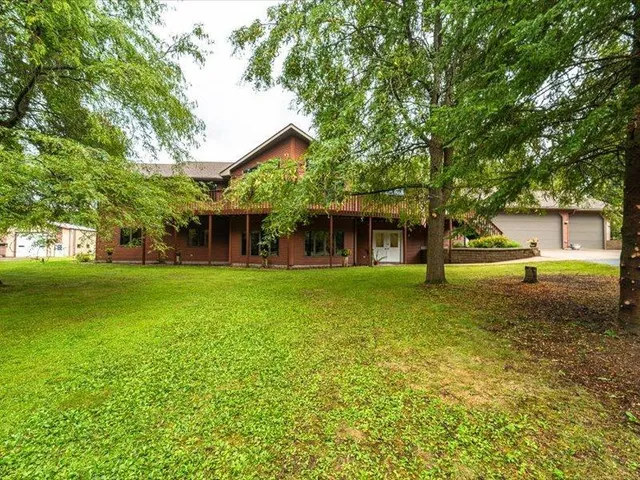 $769,000 | 55 County Rd Jj, River Falls, WI 54022