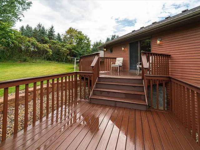 $769,000 | 55 County Rd Jj, River Falls, WI 54022