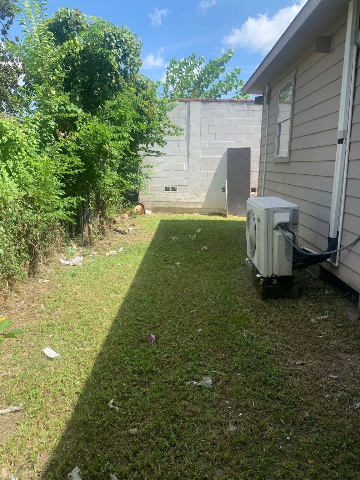 7311 Roswell Street Houston, TX 77022 - Photo 18 of 18 a view of a backyard