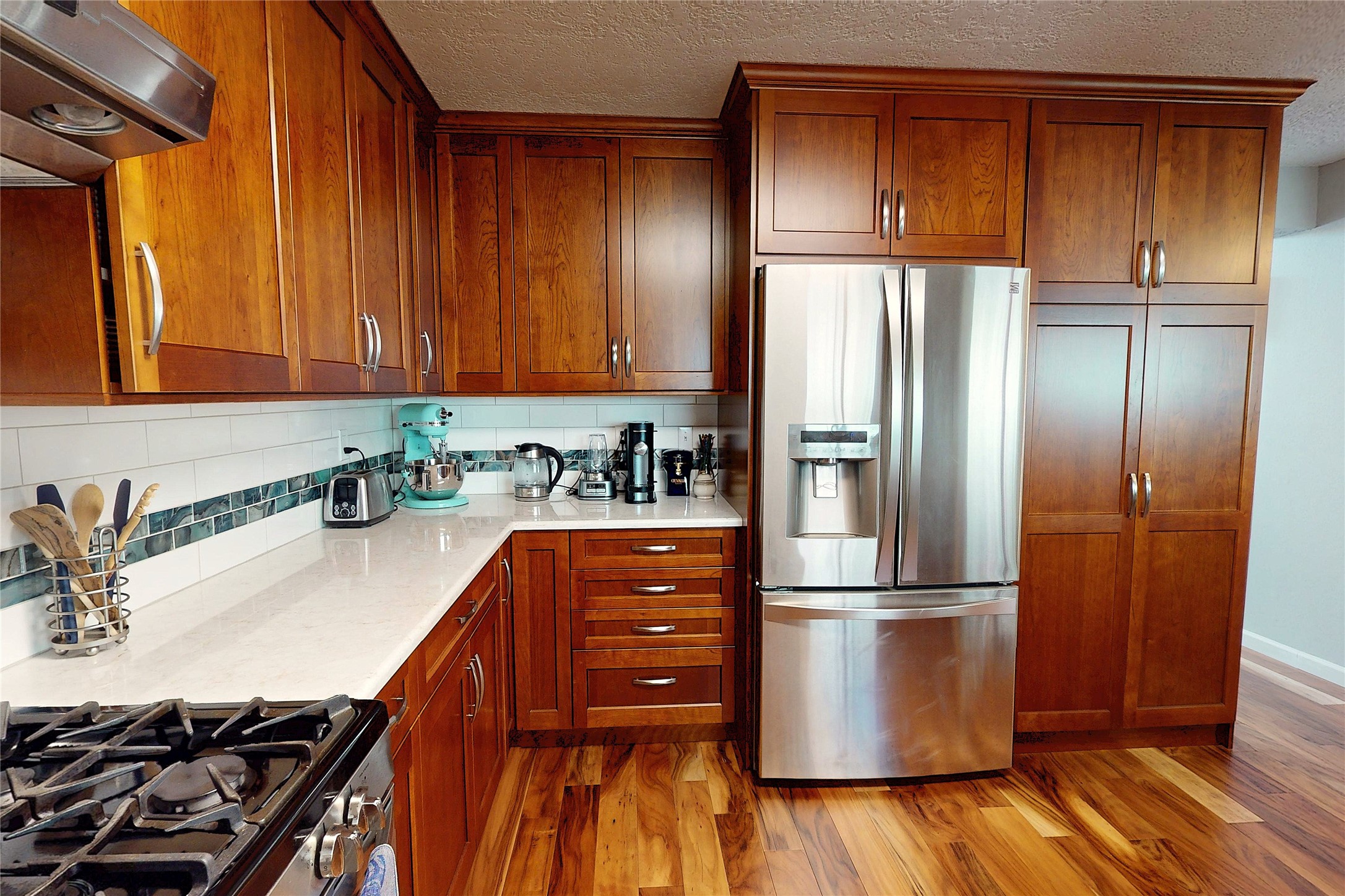 1346 Big Rock Loop Los Alamos, NM 87544 - Photo 11 of 38 Kitchen