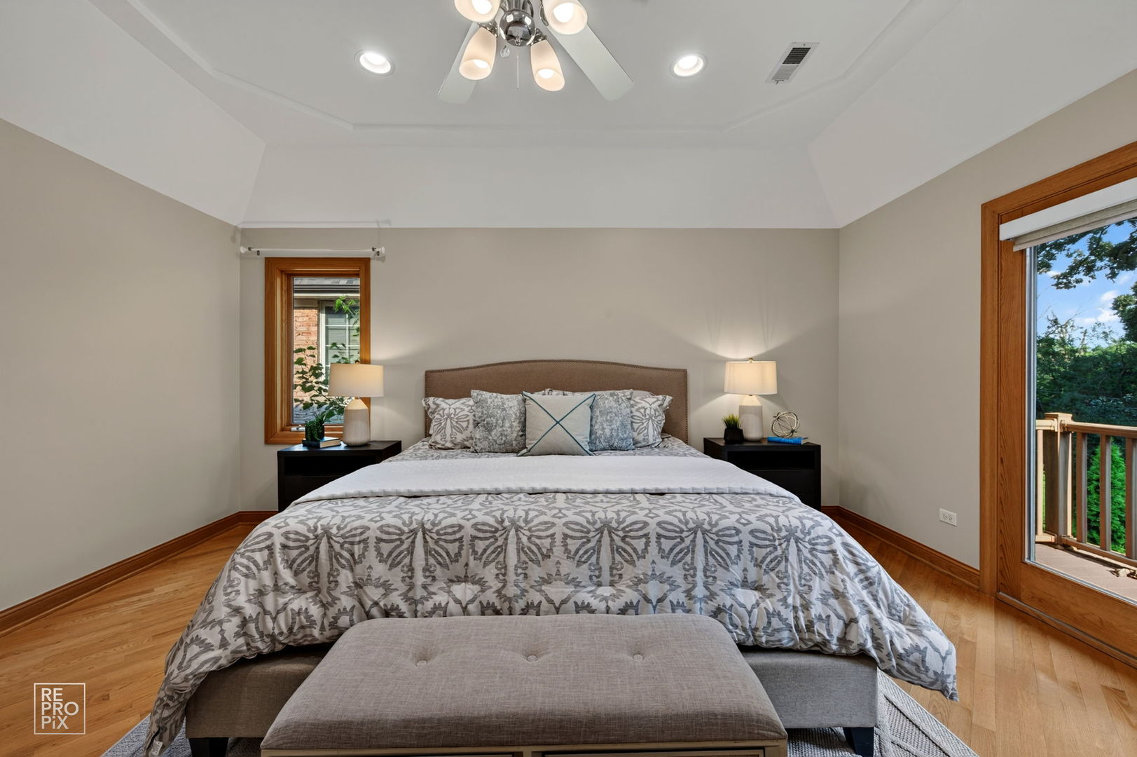 1017 Red Oak Street Addison, IL 60101 - Photo 32 of 46 Gallery Image 32