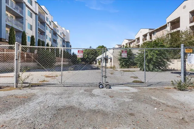 a view of a large building