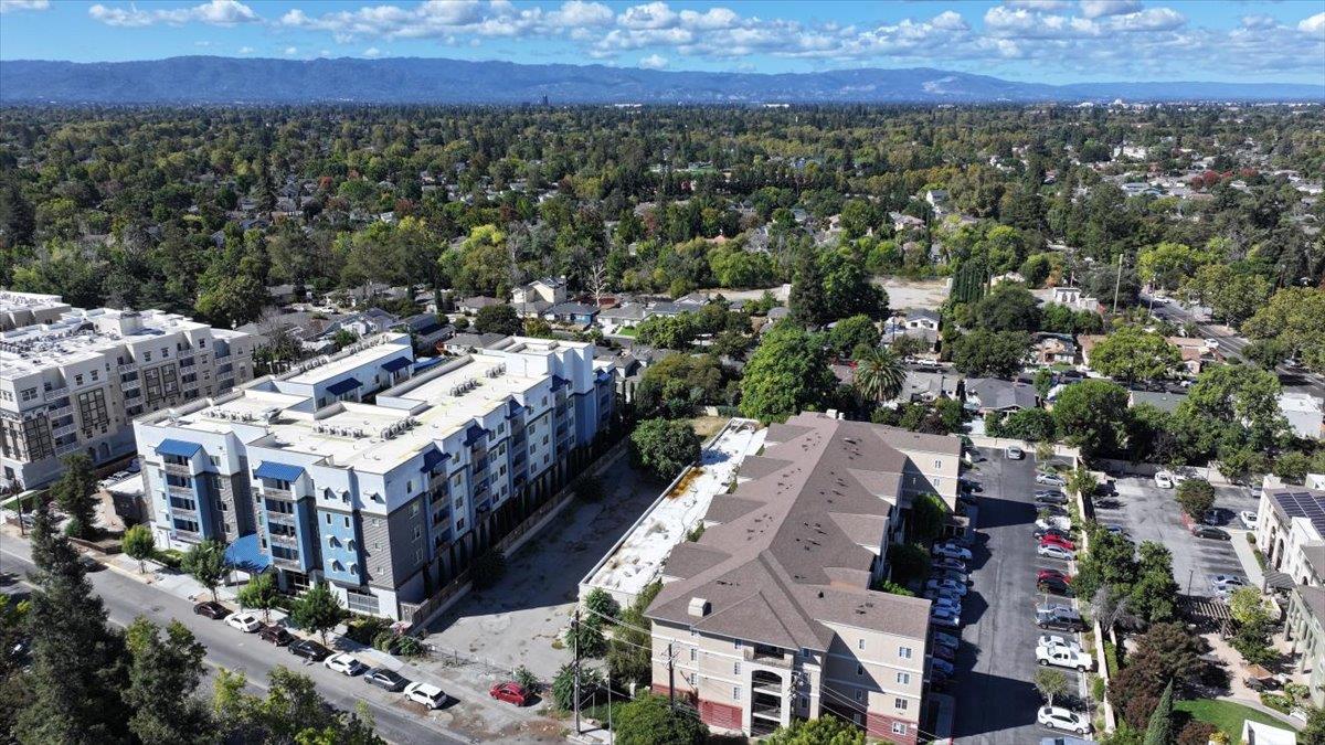 1747 Almaden Road San Jose, CA 95125 - Photo 8 of 28 a view of a city with tall buildings