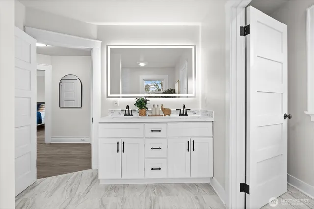 $799,950 | 709 South Cedar Street, Tacoma, WA 98405