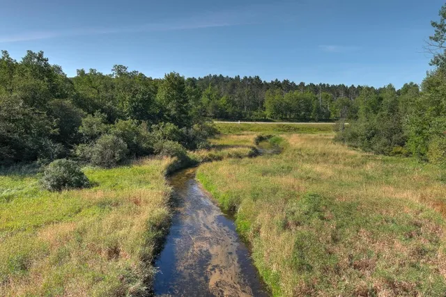 $690,000 | 34 East E Road, Cadillac, MI 49601