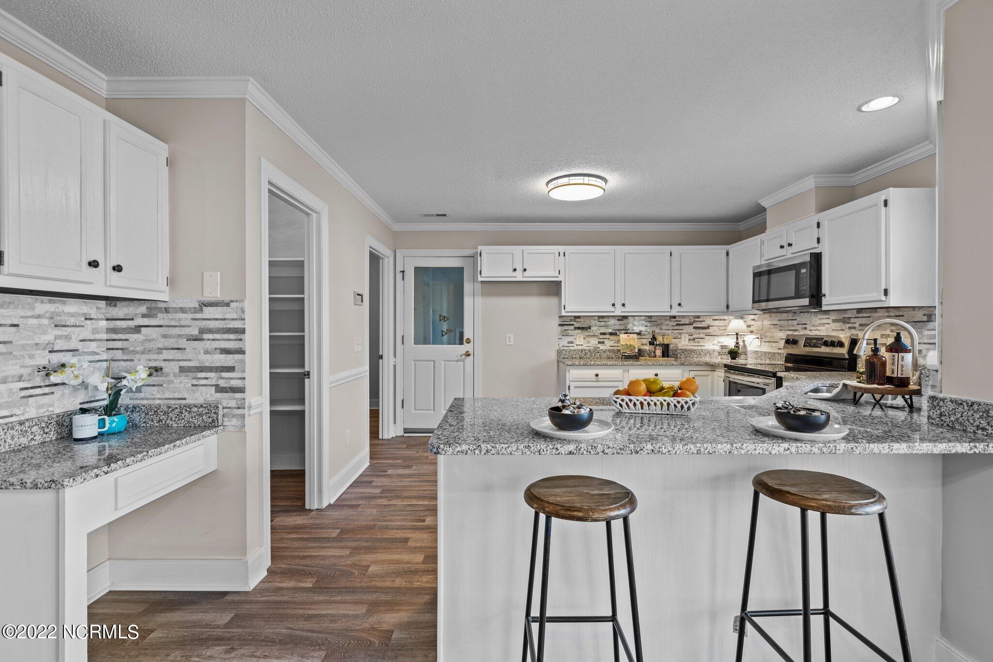 2348 Kay Road Greenville, NC 27858 - Photo 3 of 35 23-web-or-mls-IMGL2860