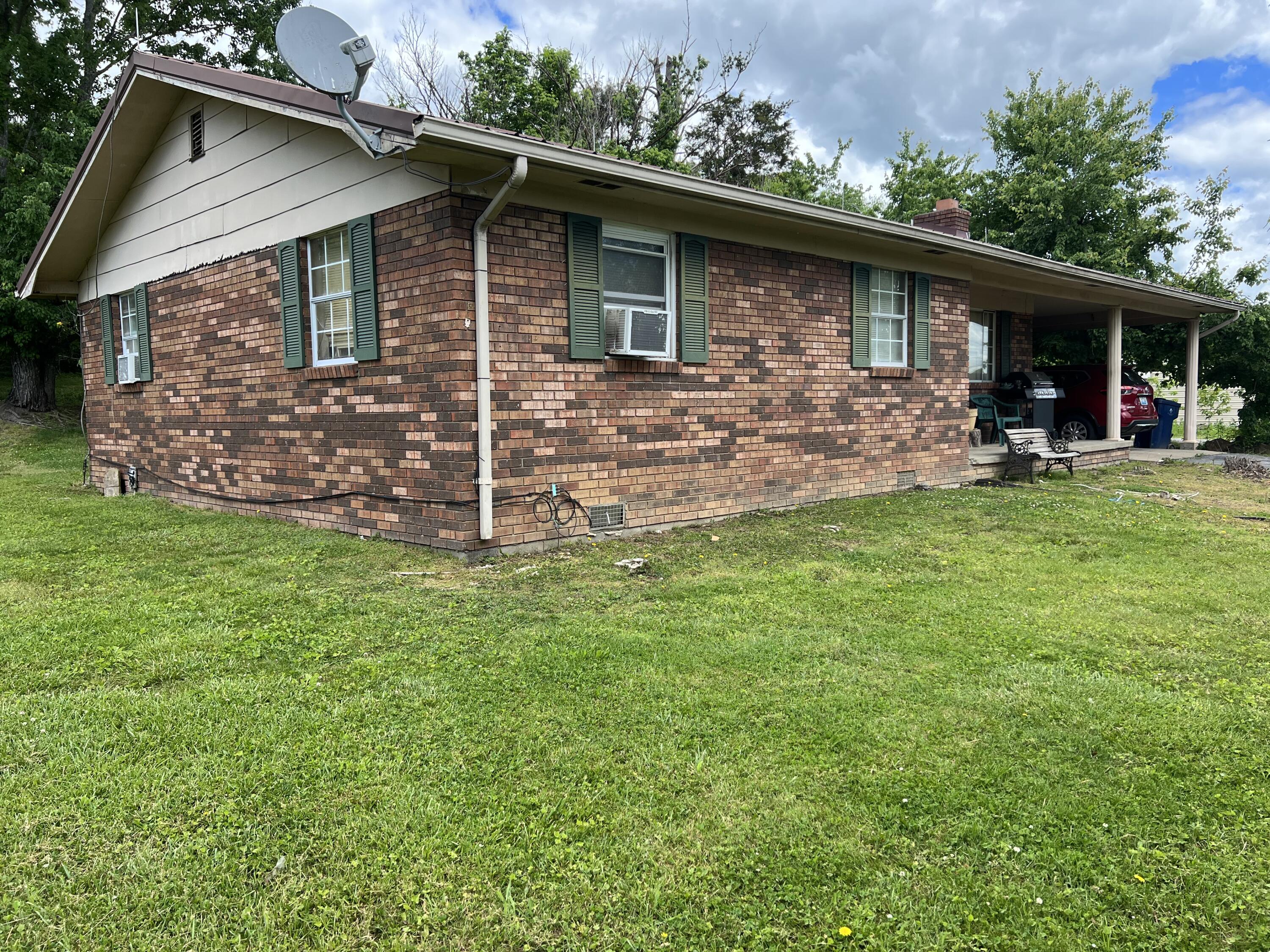 5502 East Laurel Road London, KY 40741 - Photo 2 of 5 IMG_4746