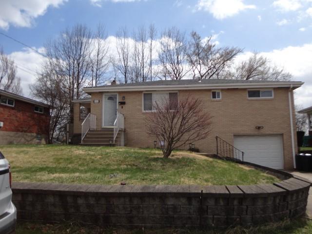 212 Erwin Place McKees Rocks, PA 15136 - Photo 1 of 17 Gallery Image 1