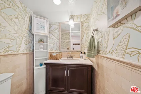 $1,120,000 | 359 Termino Avenue, Long Beach, CA 90814