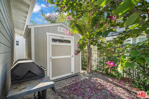 $1,120,000 | 359 Termino Avenue, Long Beach, CA 90814