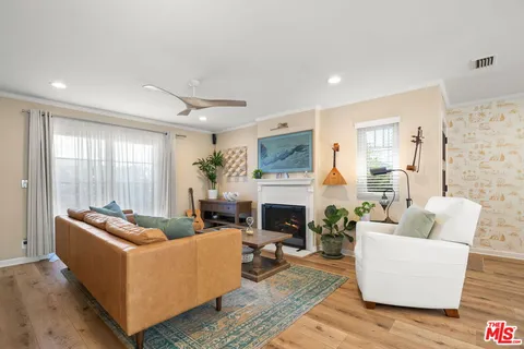 $1,120,000 | 359 Termino Avenue, Long Beach, CA 90814