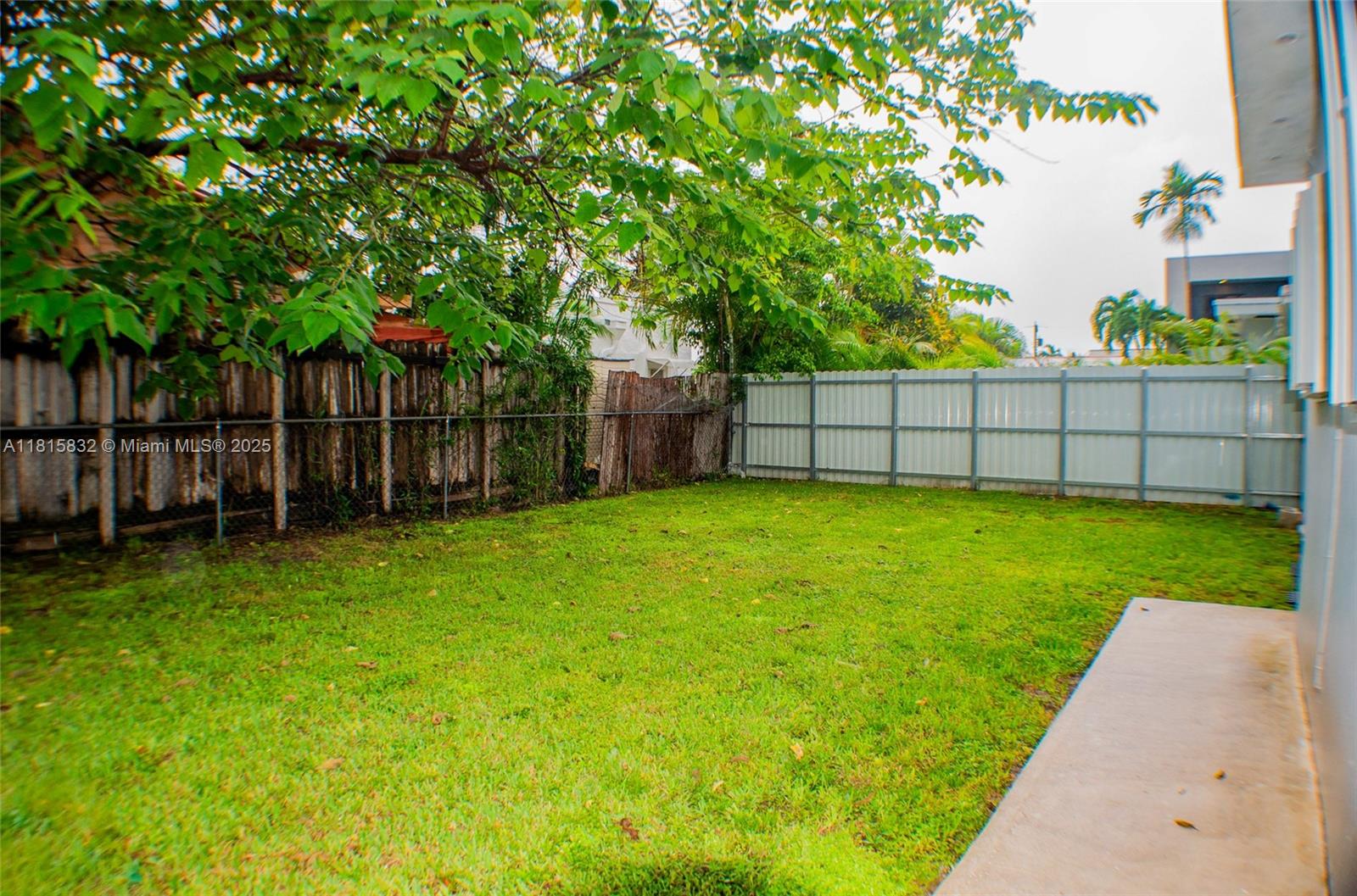 2638 Southwest 30th Court Miami, FL 33133 - Photo 16 of 16