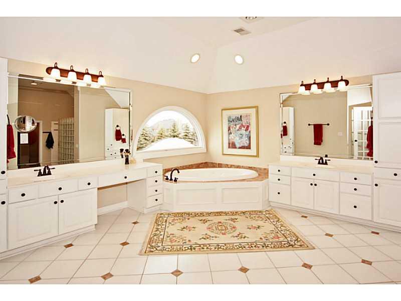 3254 Smokey Ridge Way Carmel, IN 46033 - Photo 14 of 24 Gallery Image 14