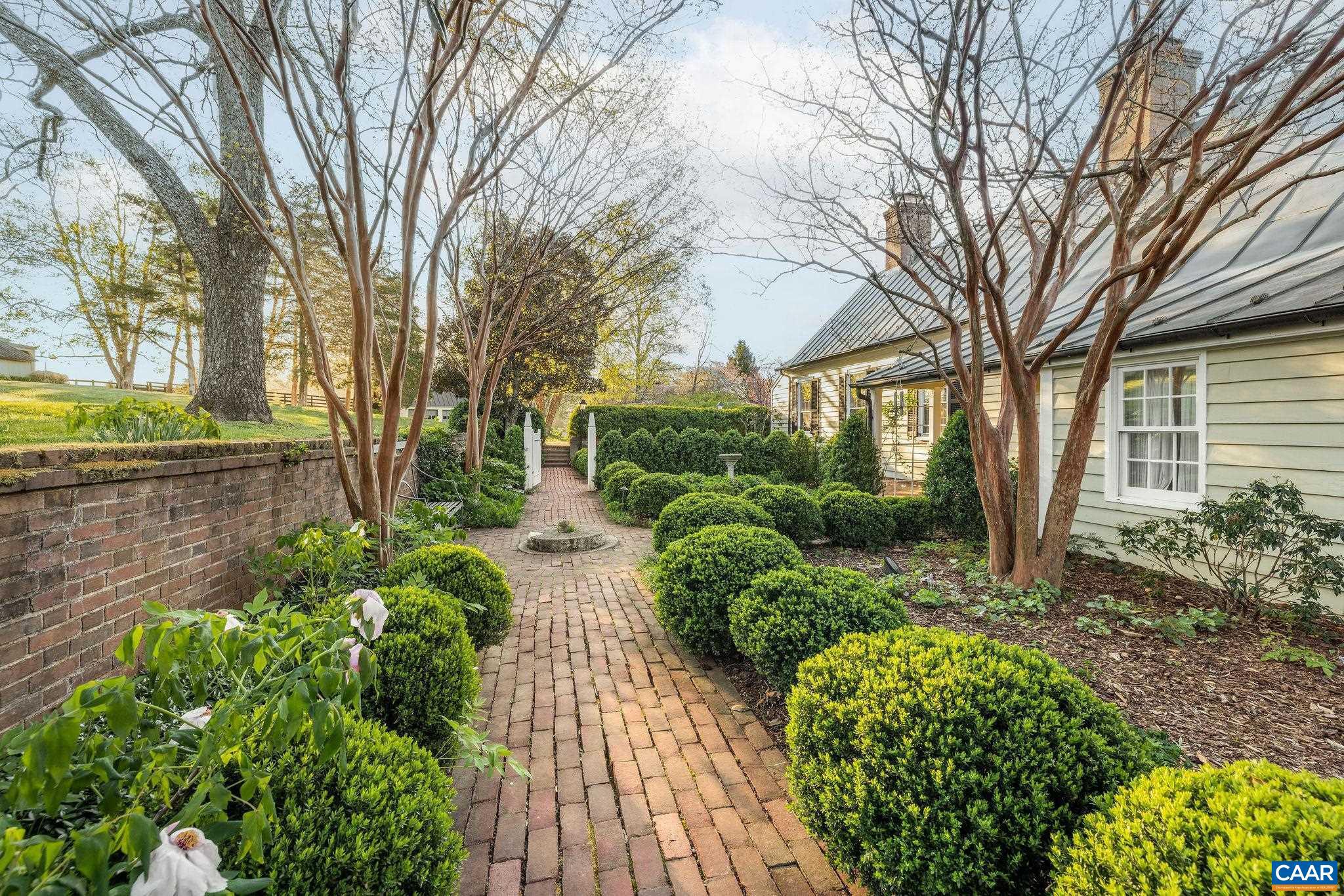 240 Broad Axe Road Charlottesville, VA 22903 - Photo 6 of 75