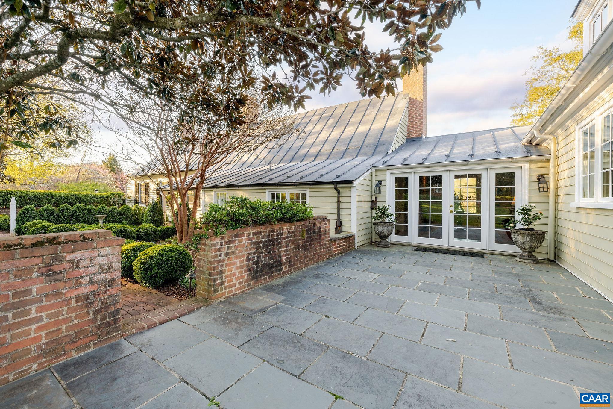 240 Broad Axe Road Charlottesville, VA 22903 - Photo 8 of 75