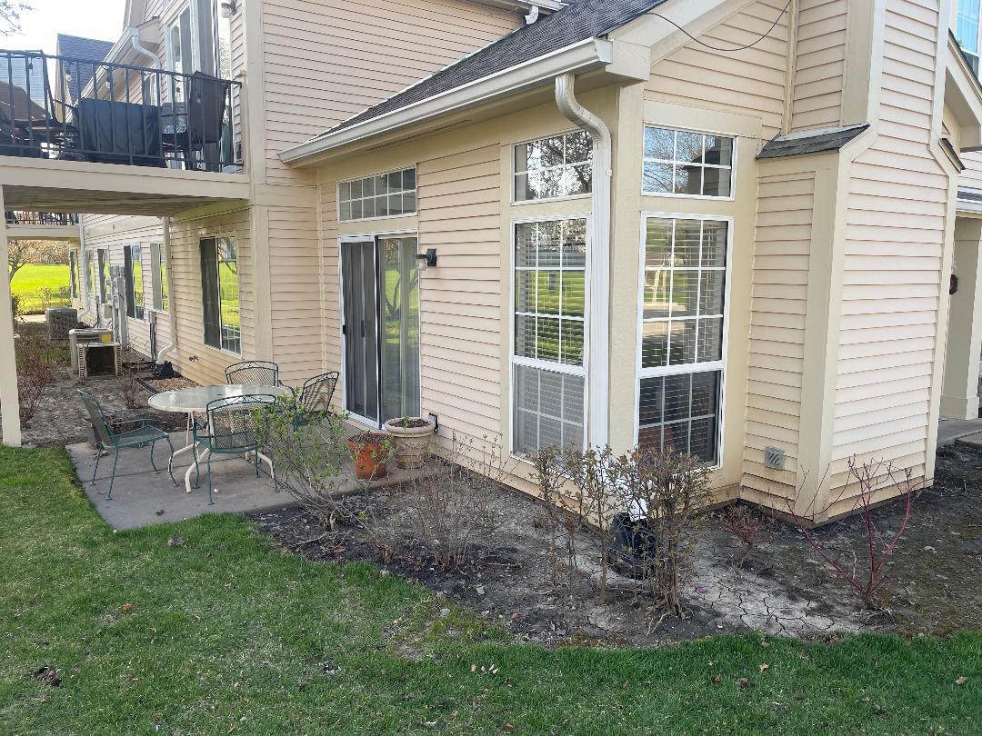 370 Ashford Circle, Unit 1 Bartlett, IL 60103 - Photo 2 of 2